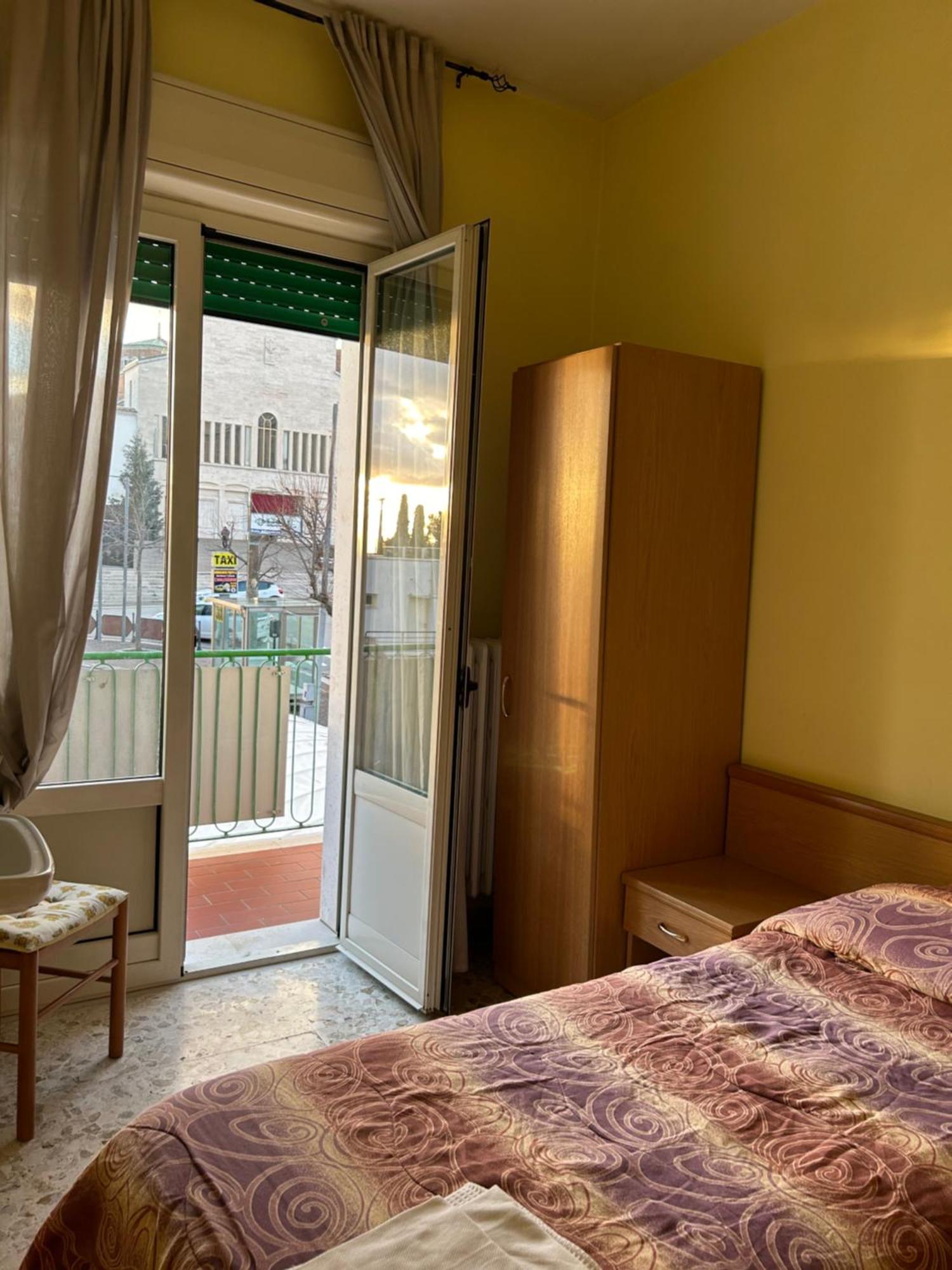 Albergo Pensione Bianco San Giovanni Rotondo Exterior foto